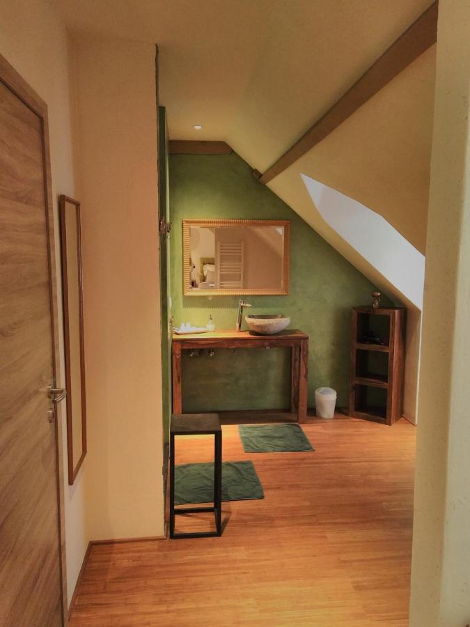 Chambres D'Hotes Les 3 Salamandres Yvoir エクステリア 写真